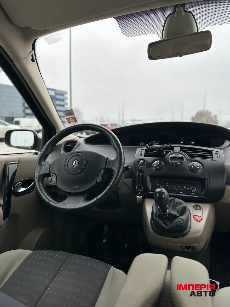 Renault Scenic - фото 13