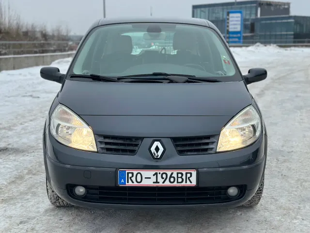 Renault Scenic - фото 1
