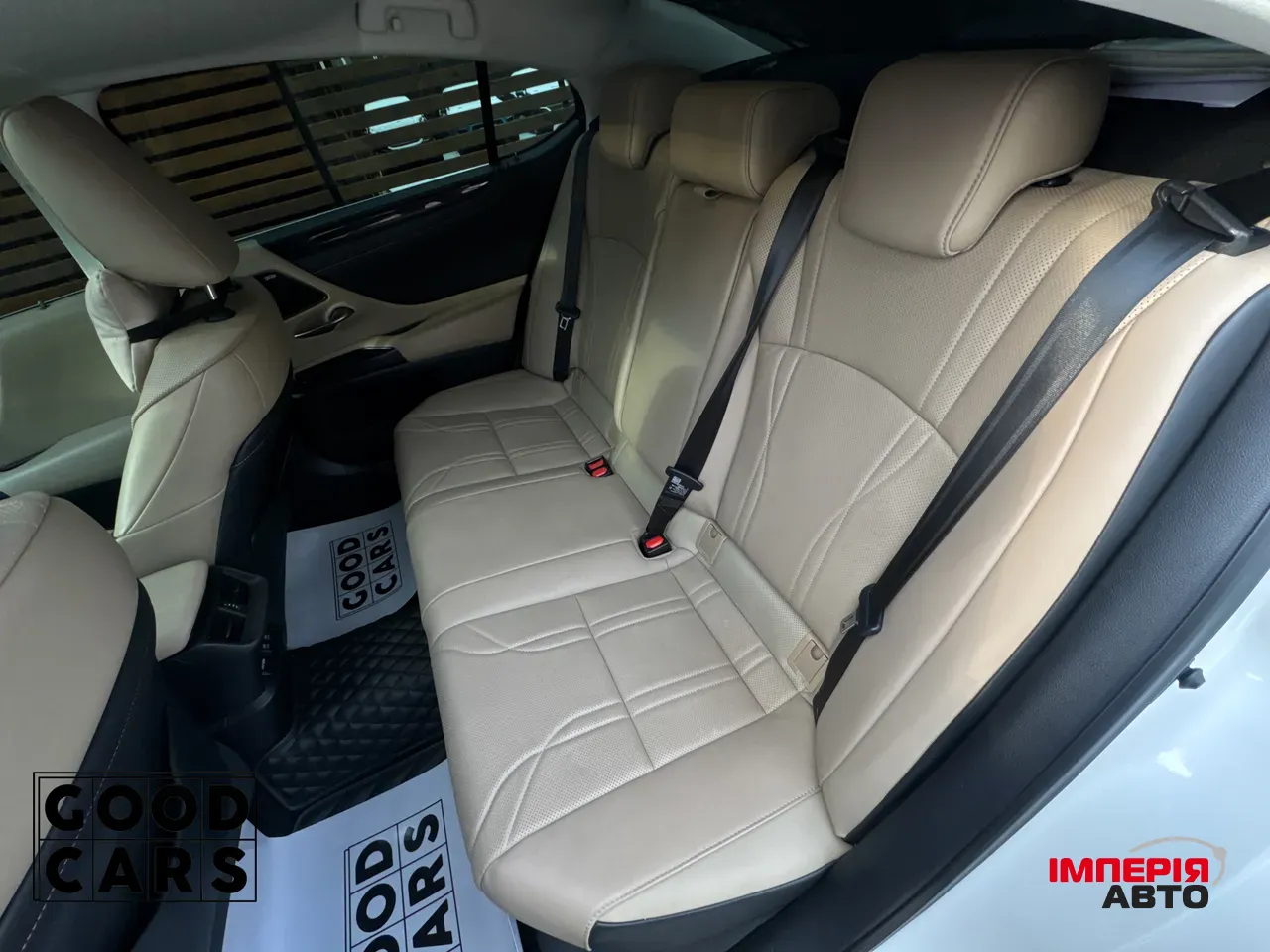 Lexus ES - фото 31