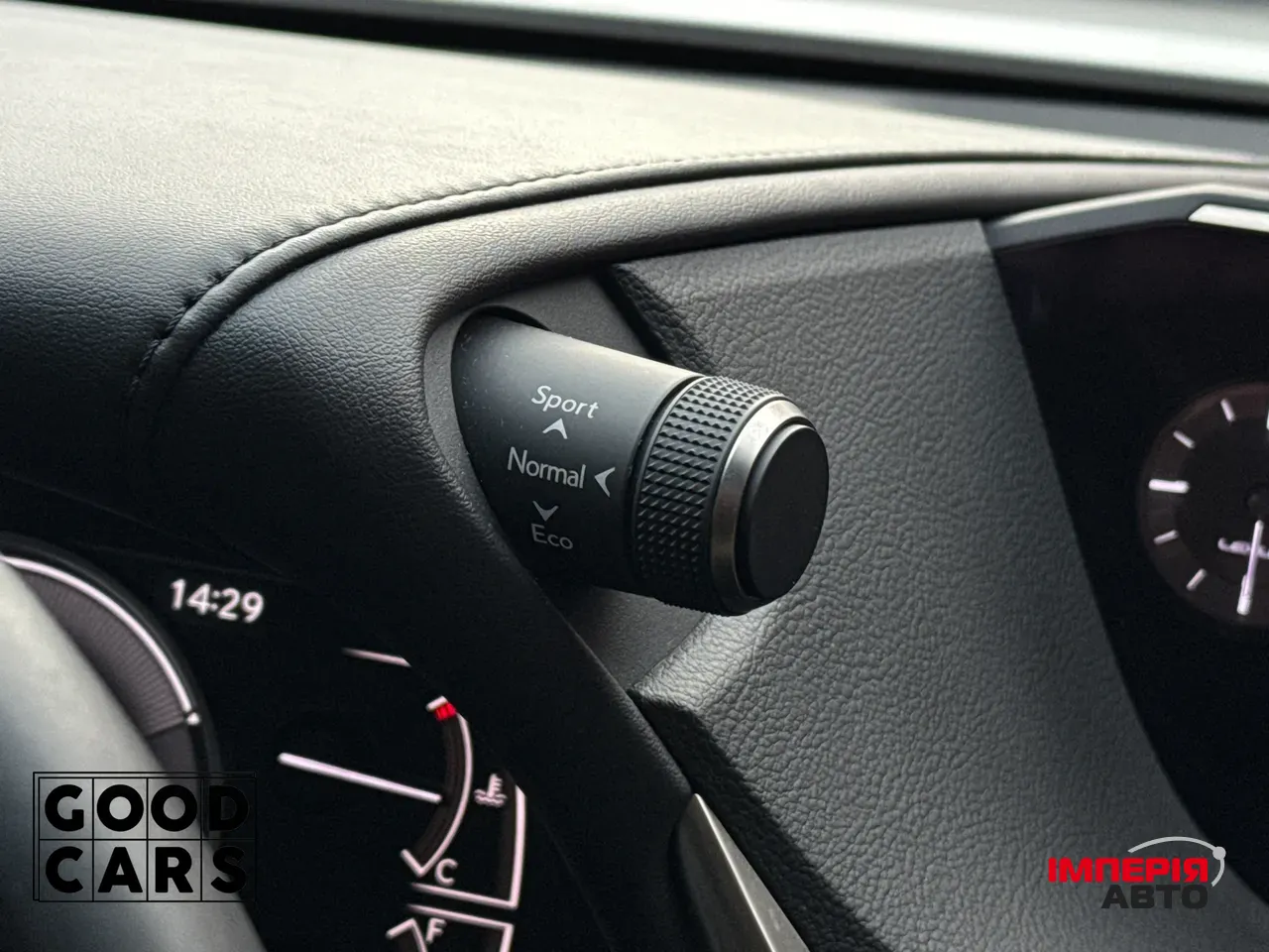 Lexus ES - фото 38