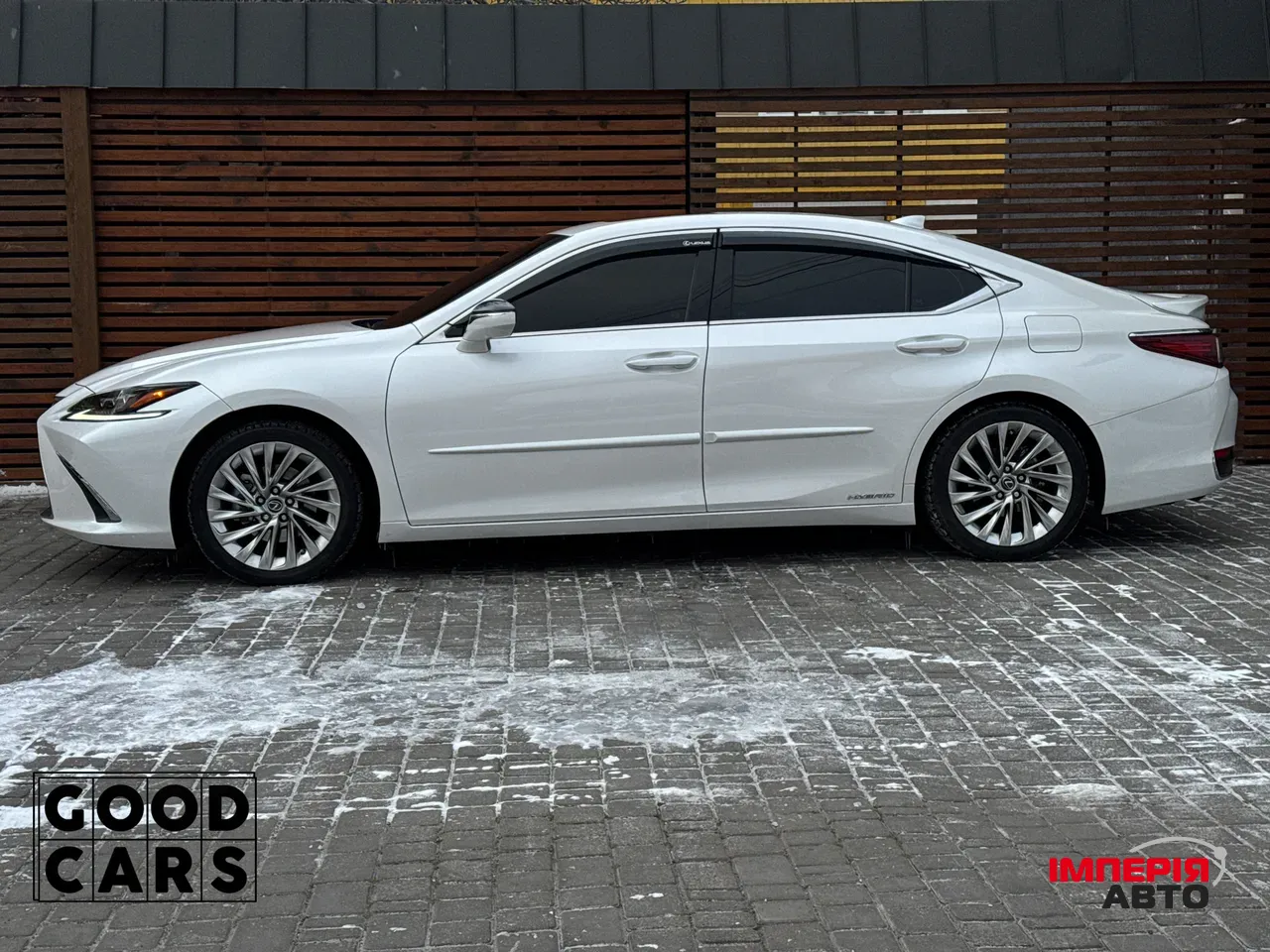 Lexus ES - фото 4