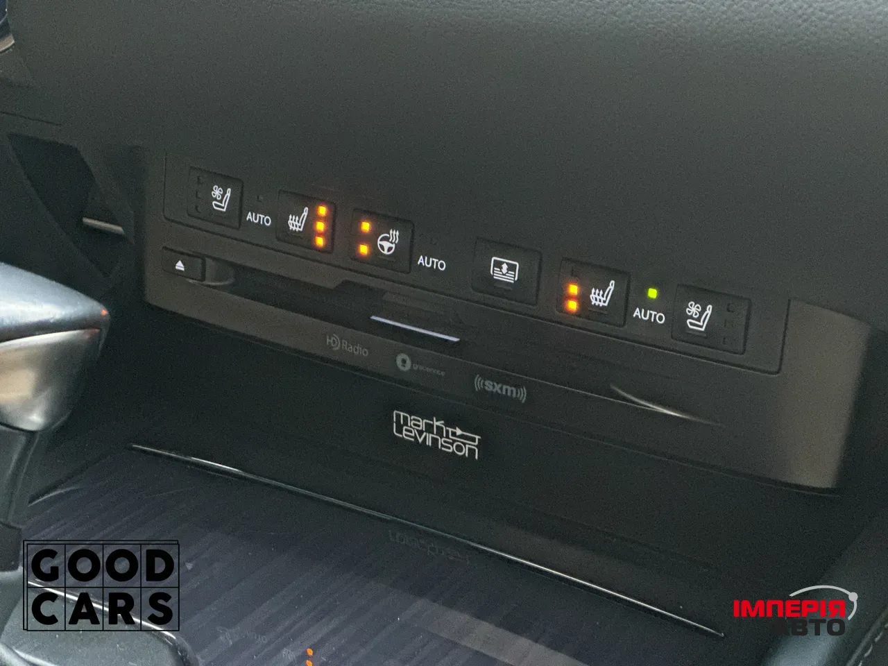 Lexus ES - фото 44