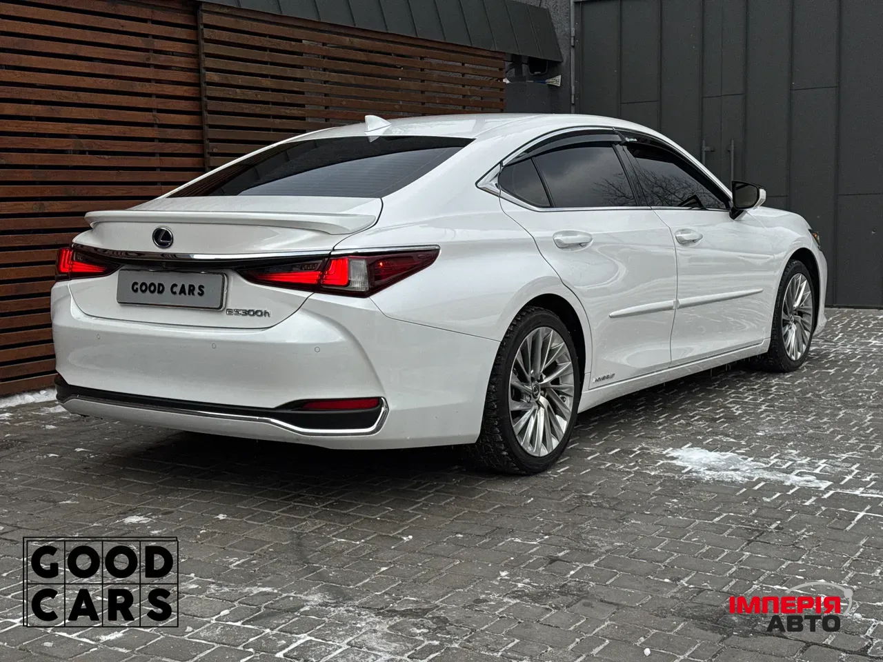 Lexus ES - фото 7