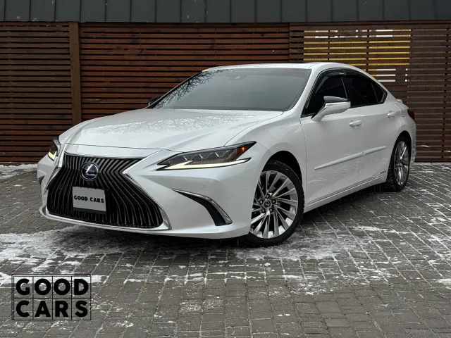 Lexus ES - фото 1