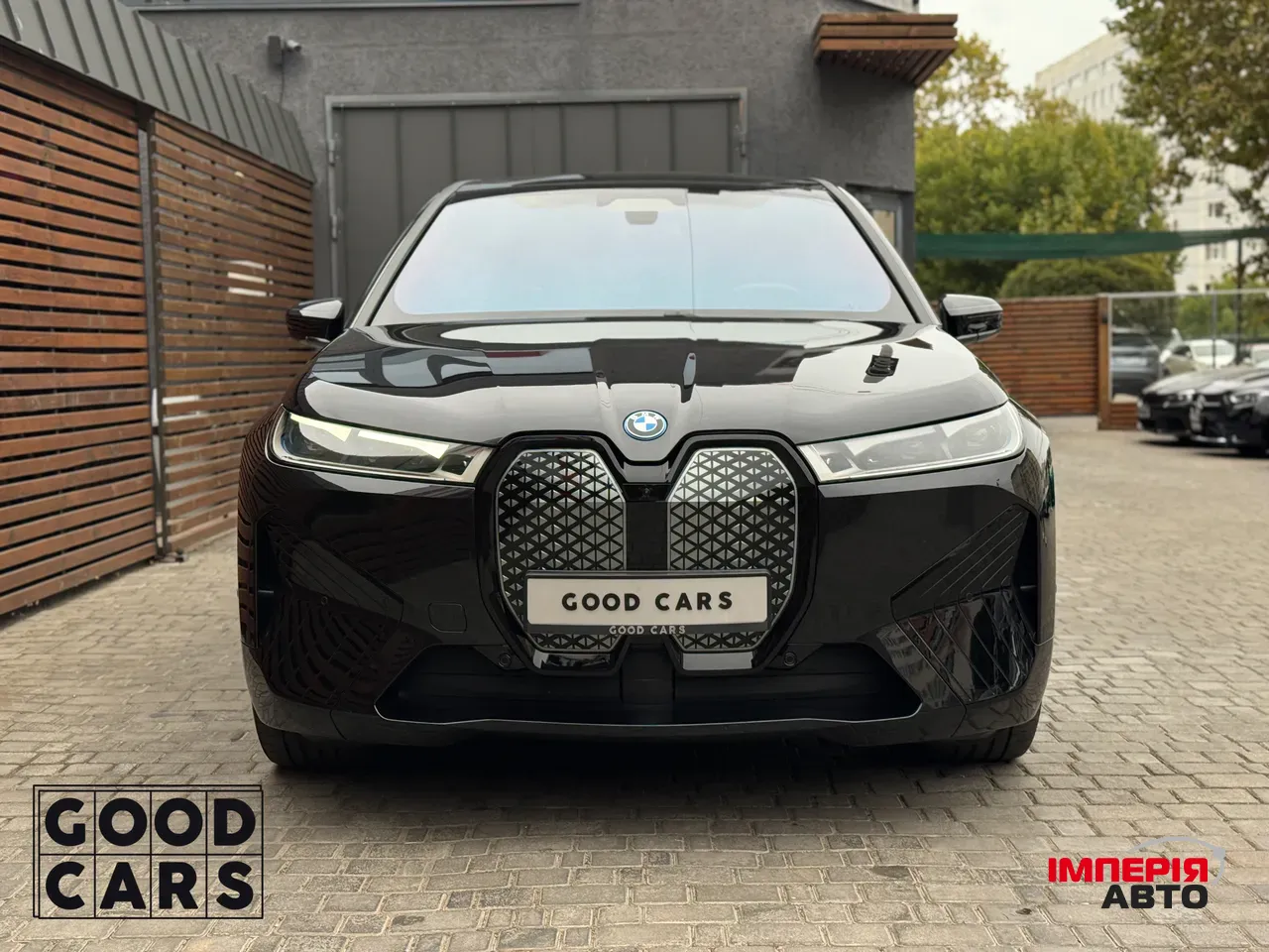 BMW iX - фото 2