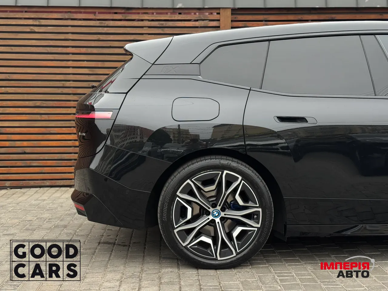 BMW iX - фото 14