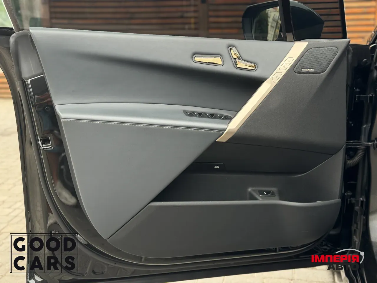 BMW iX - фото 17