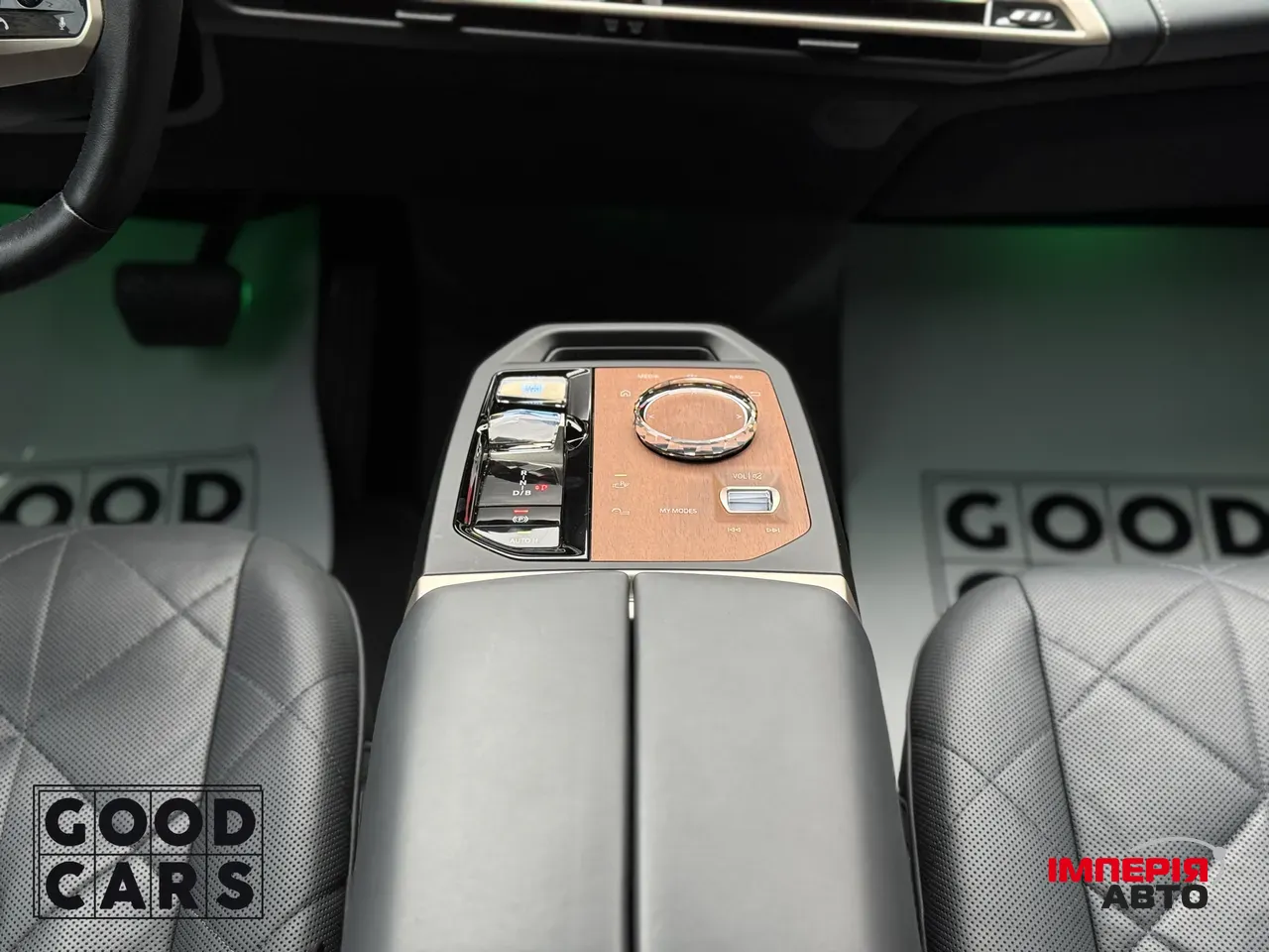 BMW iX - фото 38