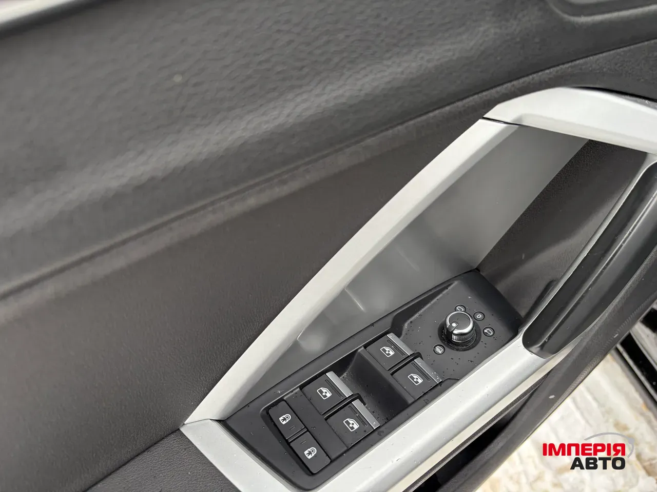 Audi Q3 - фото 39