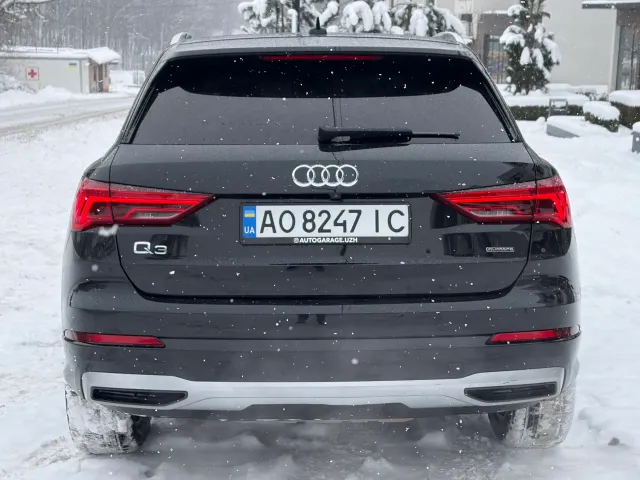 Audi Q3 - фото 5
