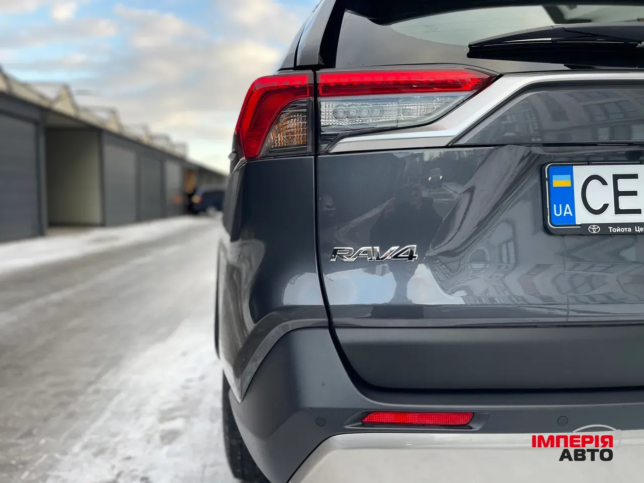 Toyota RAV4 - фото 19