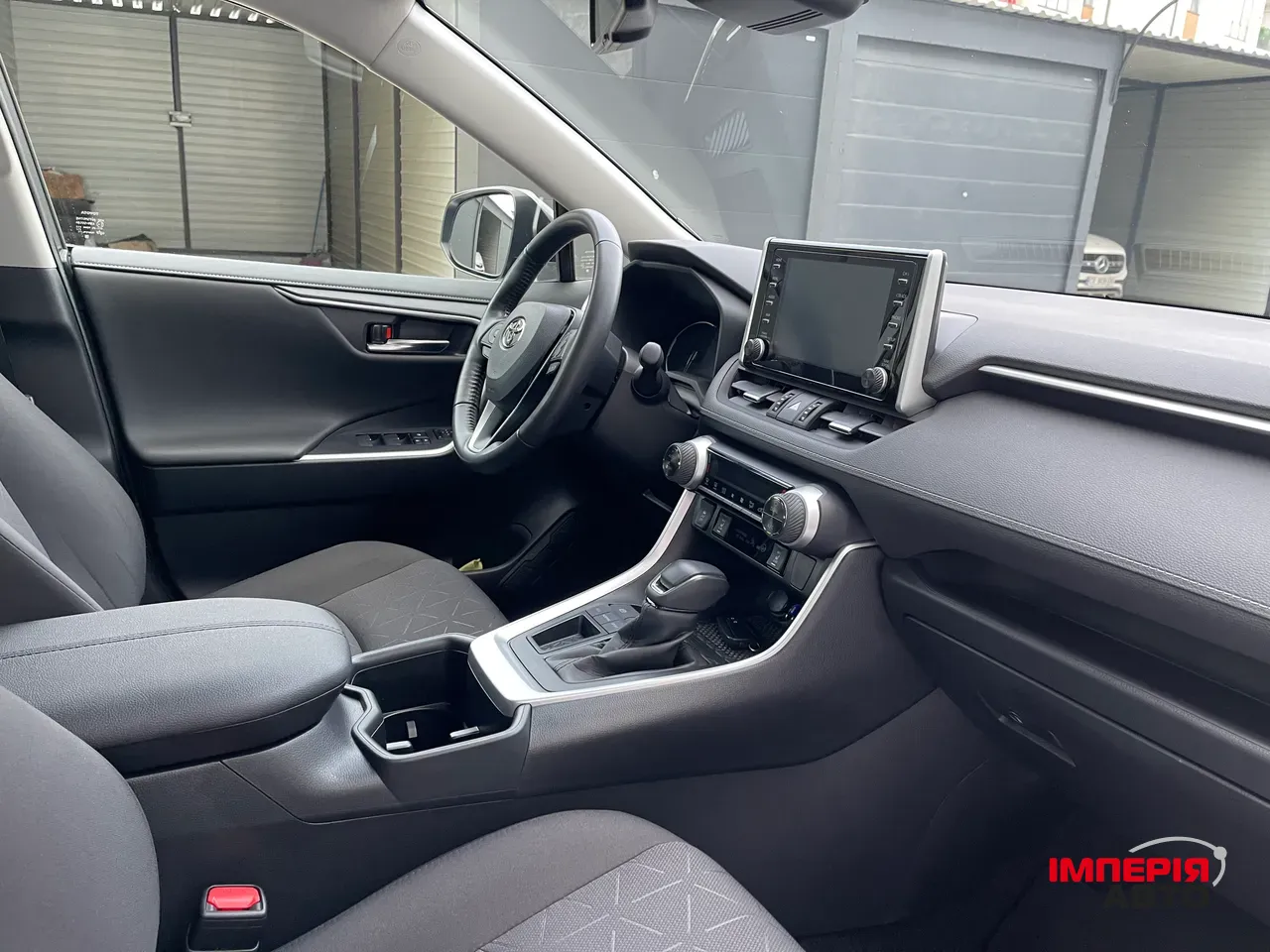 Toyota RAV4 - фото 27