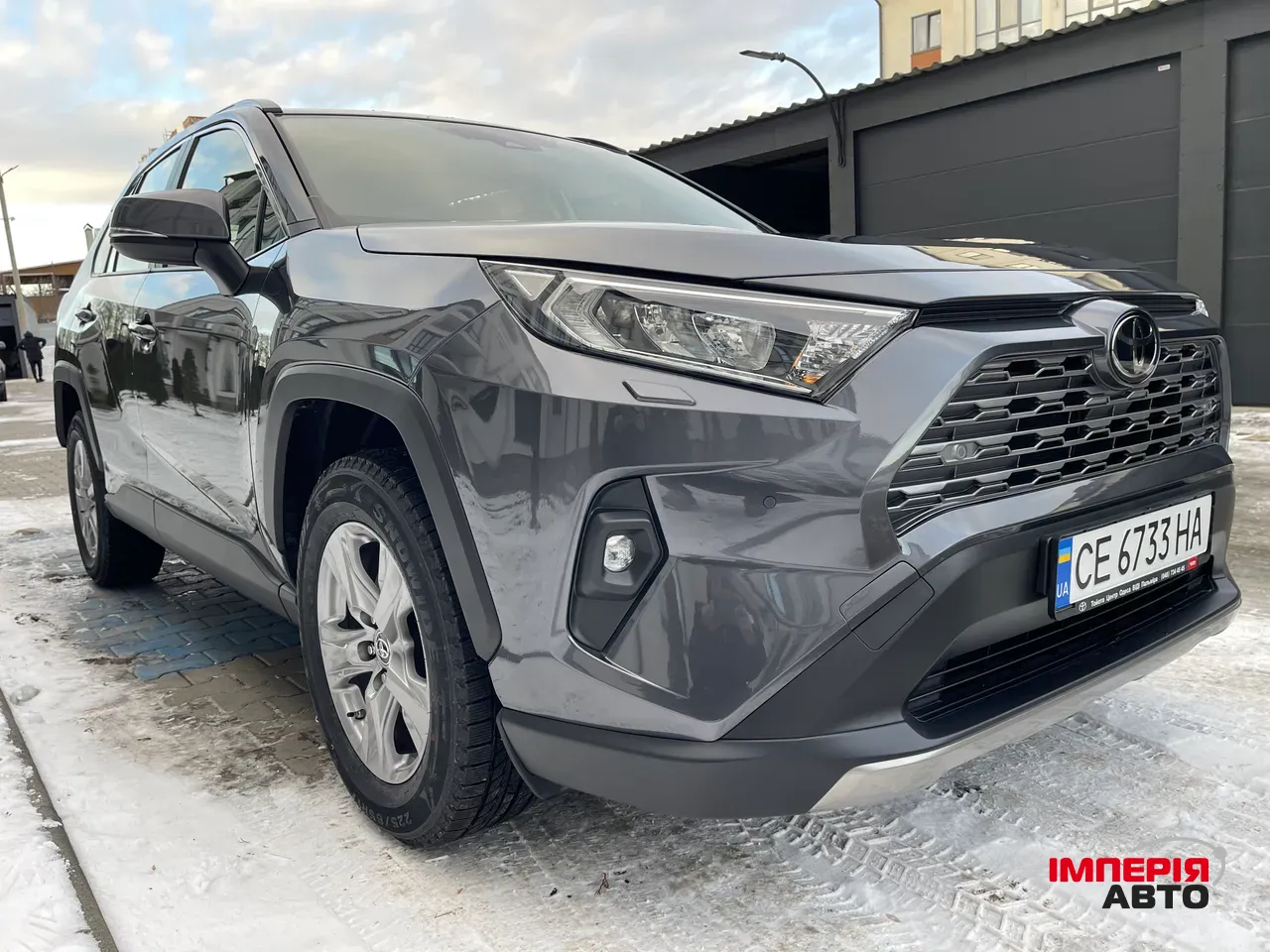 Toyota RAV4 - фото 10