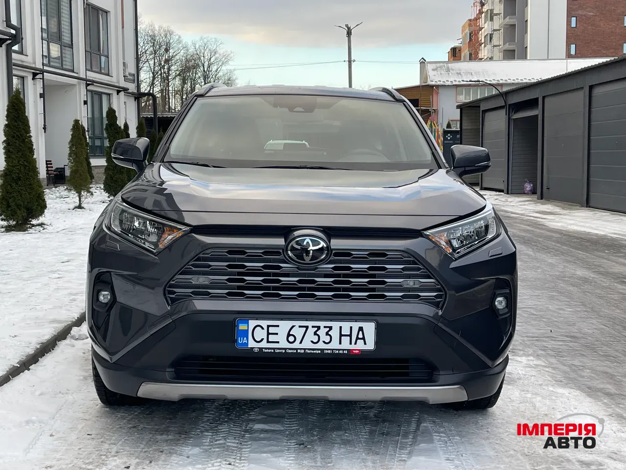 Toyota RAV4 - фото 6