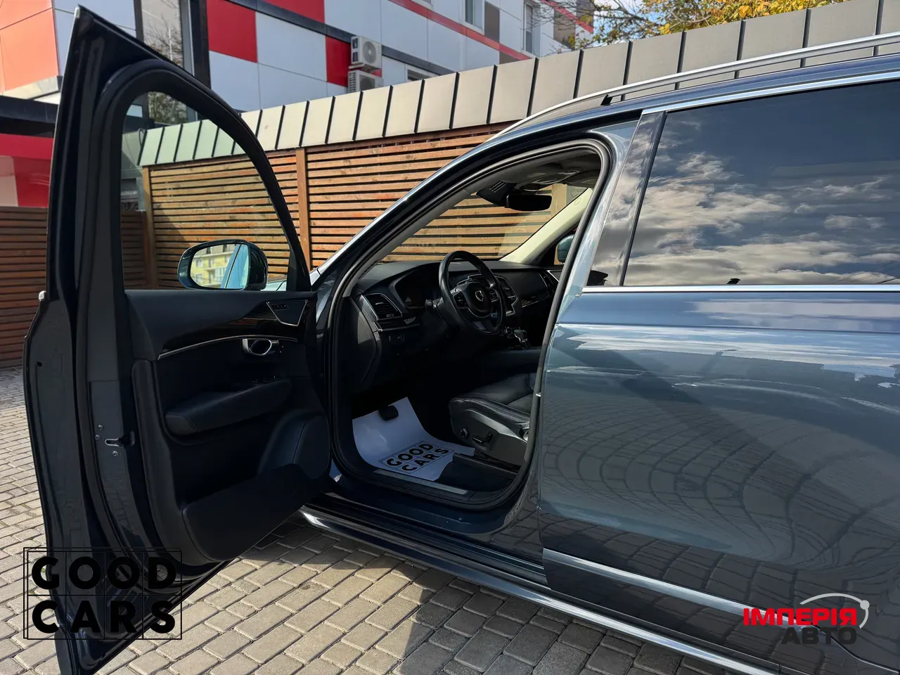 Volvo XC90 - фото 21