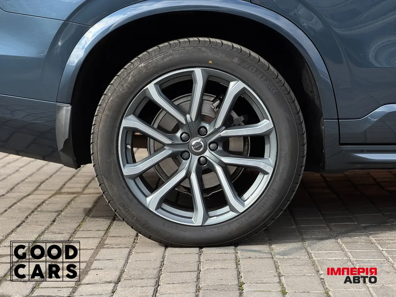 Volvo XC90 - фото 15