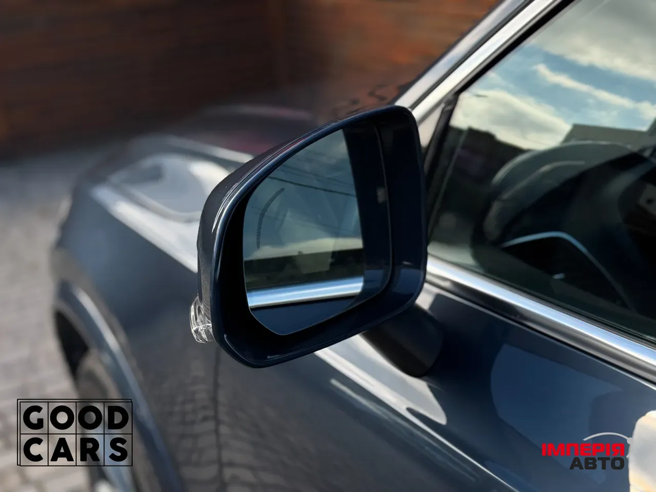 Volvo XC90 - фото 18