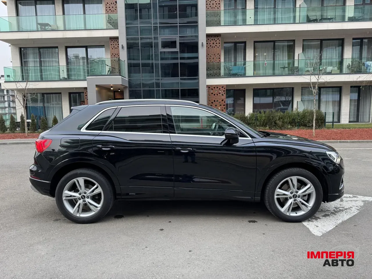 Audi Q3 - фото 6