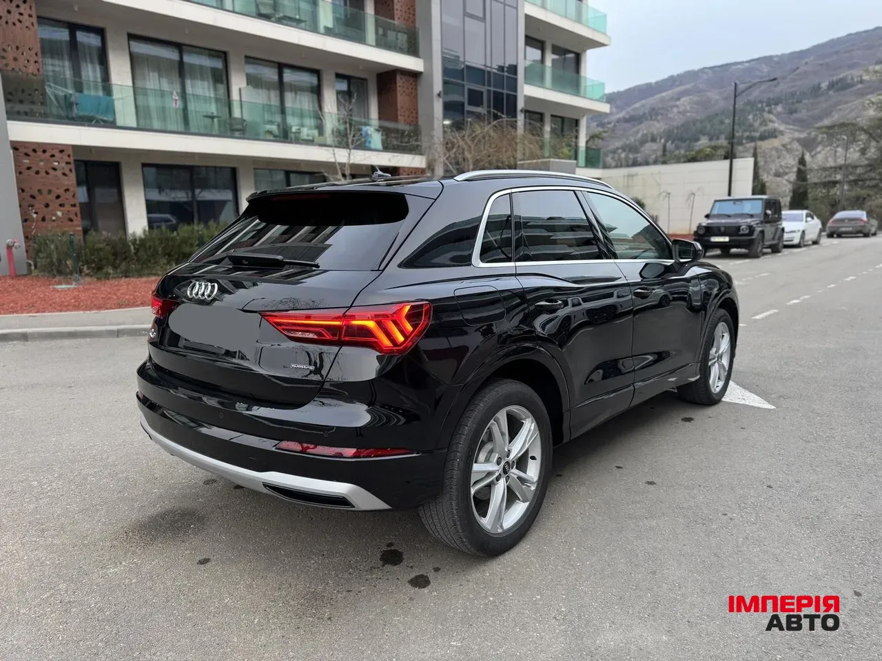 Audi Q3 - фото 4