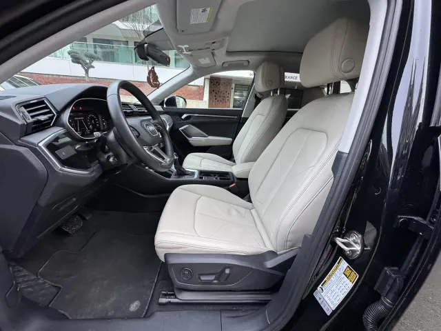 Audi Q3 - фото 5