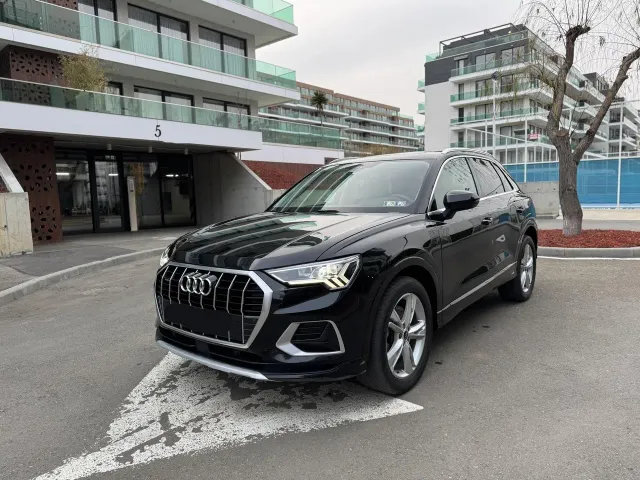 Audi Q3 - фото 3