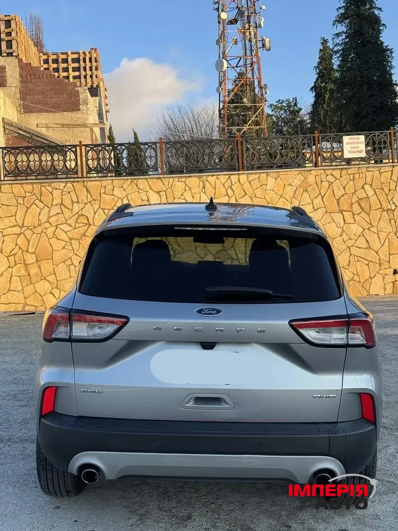 Ford Escape - фото 11