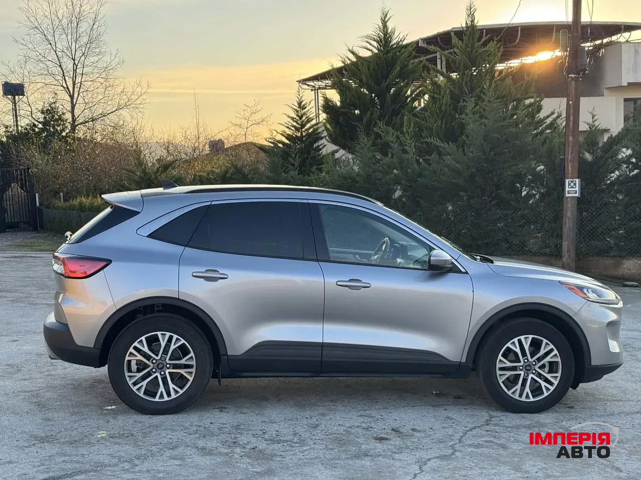 Ford Escape - фото 10