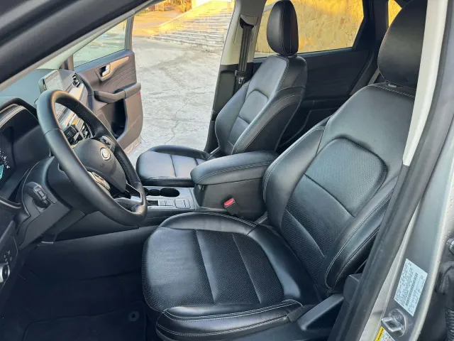 Ford Escape - фото 2