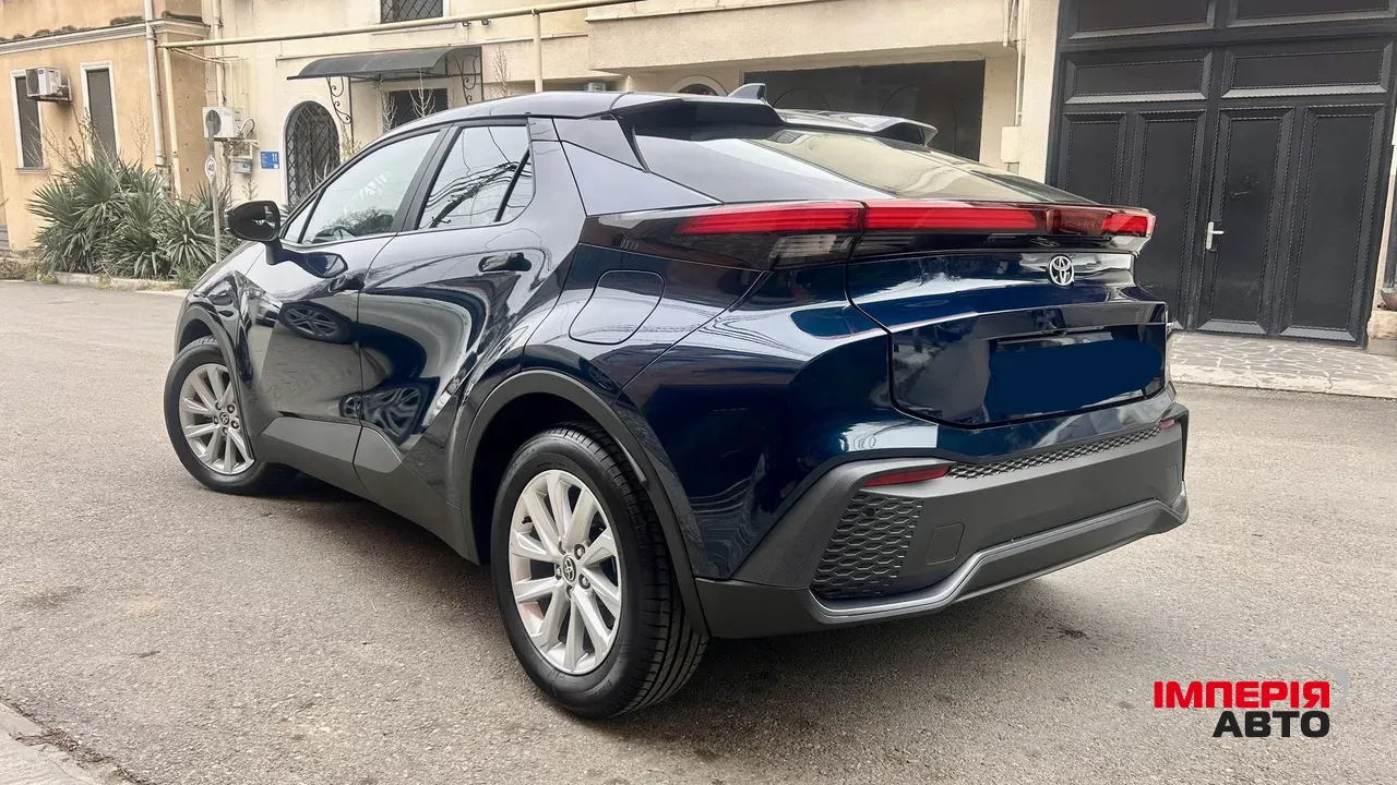 Toyota C-HR - фото 6