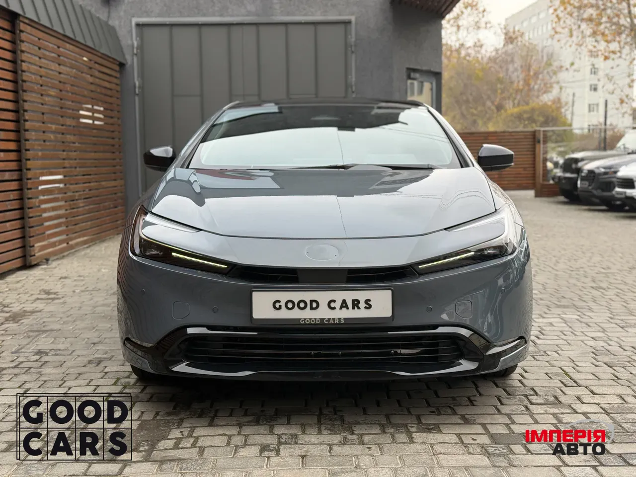 Toyota Prius - фото 2