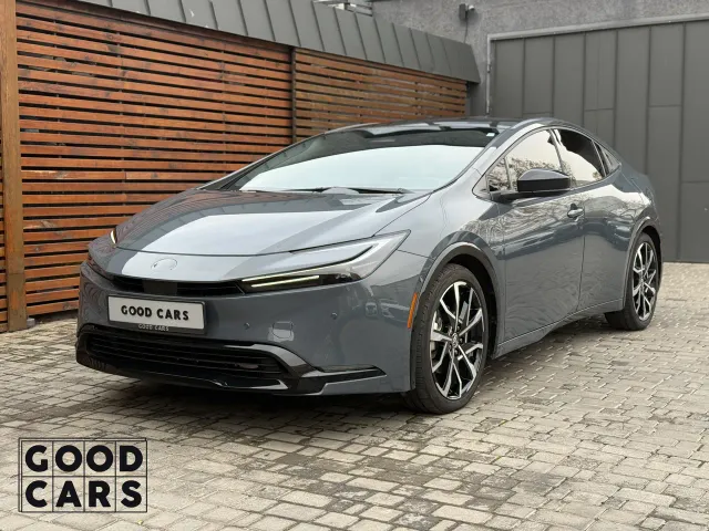 Toyota Prius - фото 3