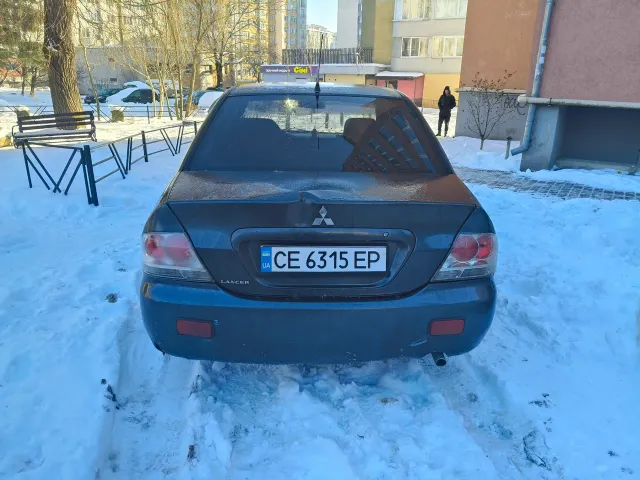 Mitsubishi Lancer - фото 2