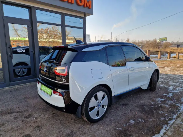 BMW i3 - фото 3