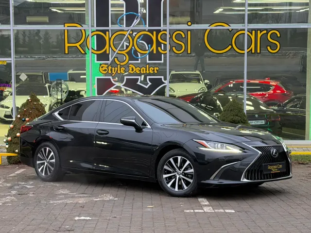 Lexus ES - фото 3