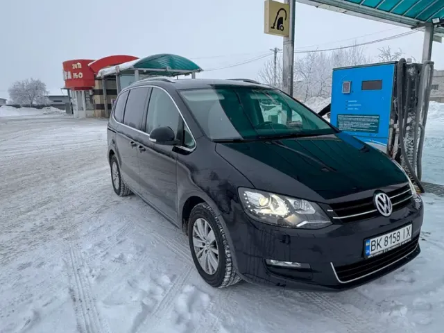 Volkswagen Sharan - фото 2