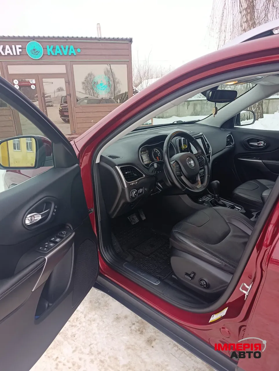 Jeep Cherokee - фото 10