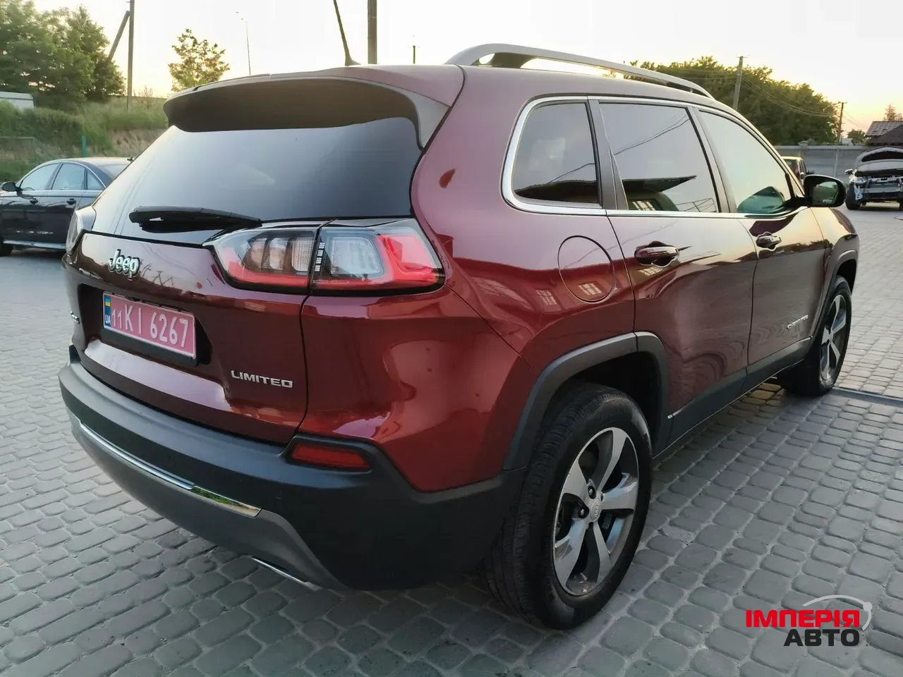 Jeep Cherokee - фото 39