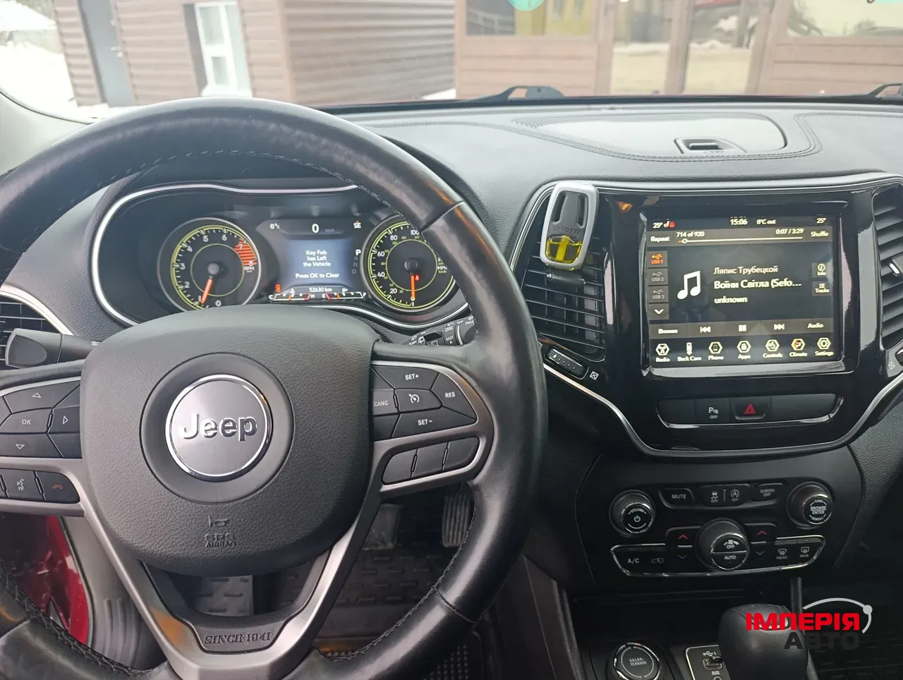 Jeep Cherokee - фото 11