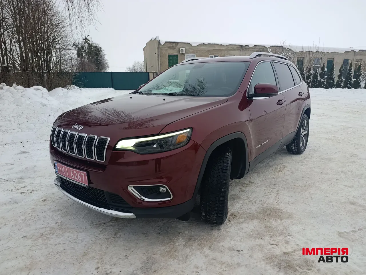 Jeep Cherokee - фото 3