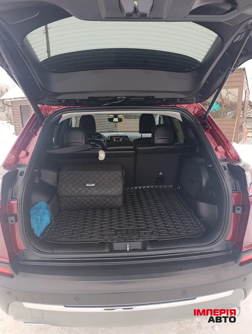 Jeep Cherokee - фото 19