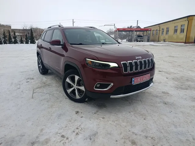 Jeep Cherokee - фото 1