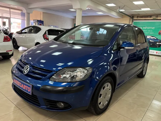 Volkswagen Golf Plus - фото 3