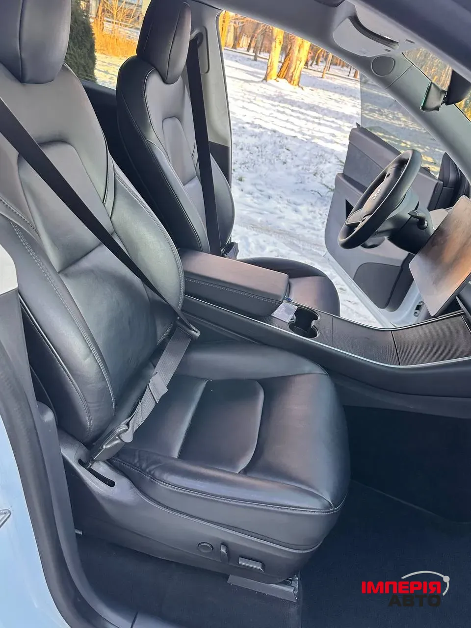 Tesla Model Y - фото 10