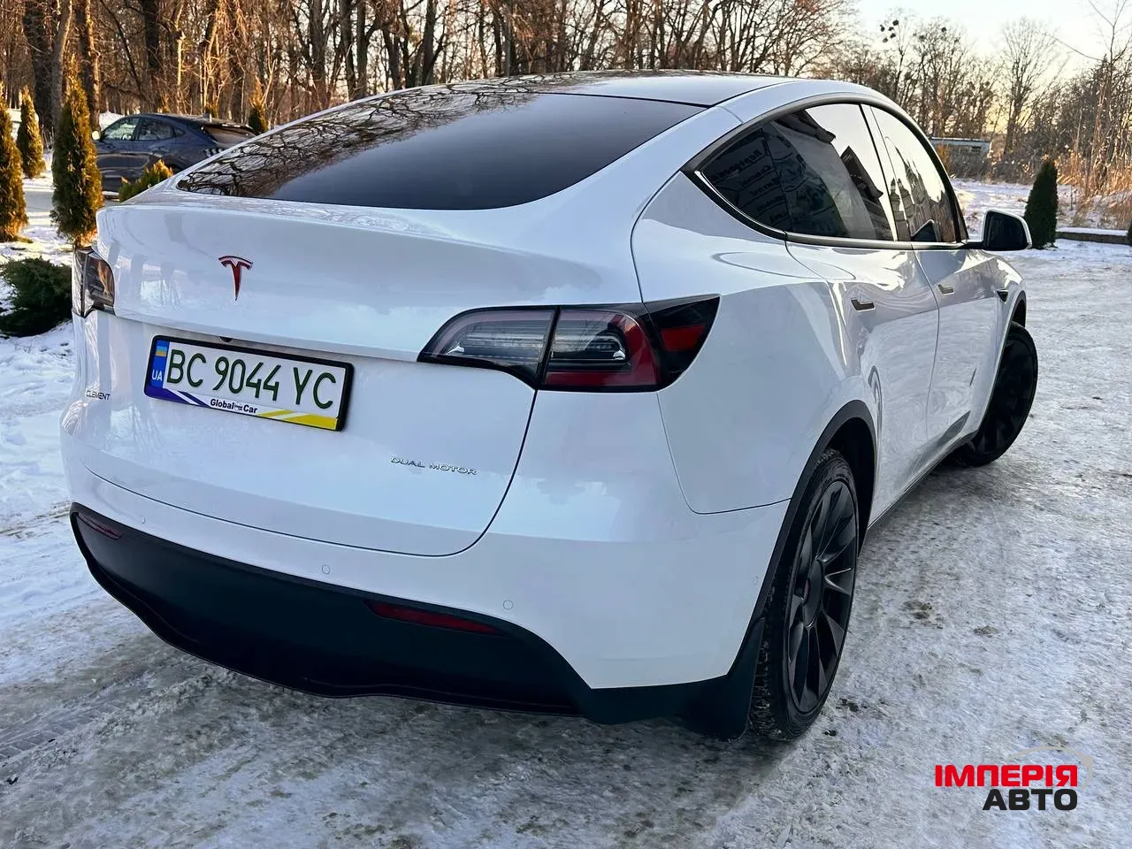 Tesla Model Y - фото 11