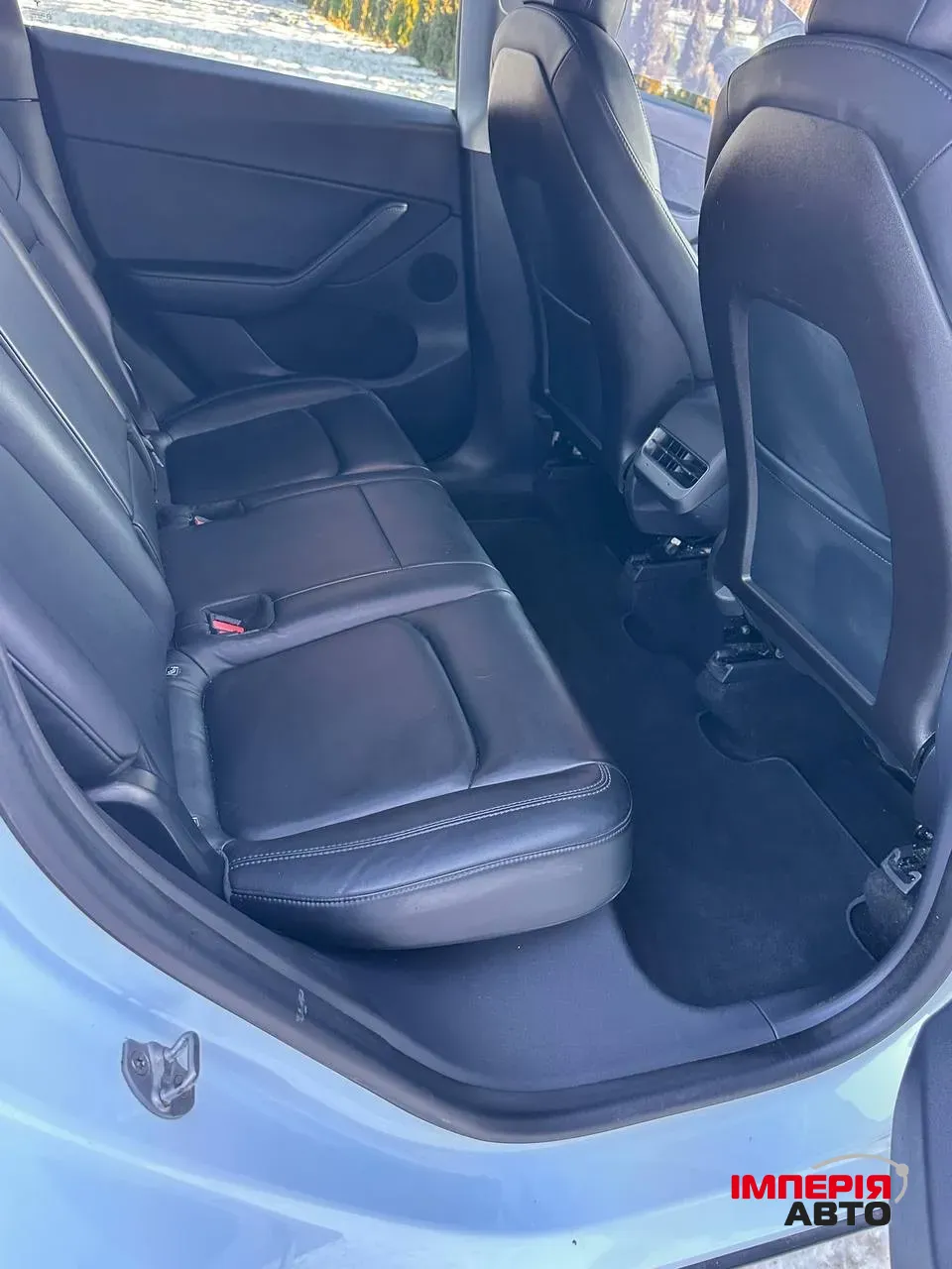 Tesla Model Y - фото 23