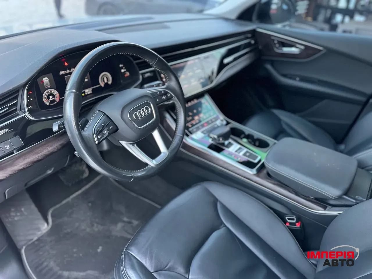 Audi Q8 - фото 8