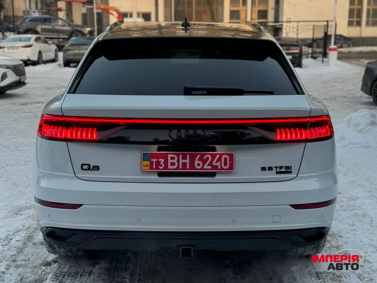 Audi Q8 - фото 6