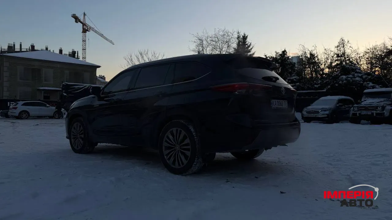 Toyota Highlander - фото 4