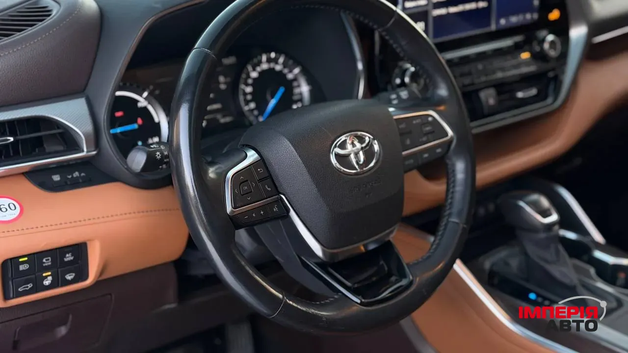 Toyota Highlander - фото 7