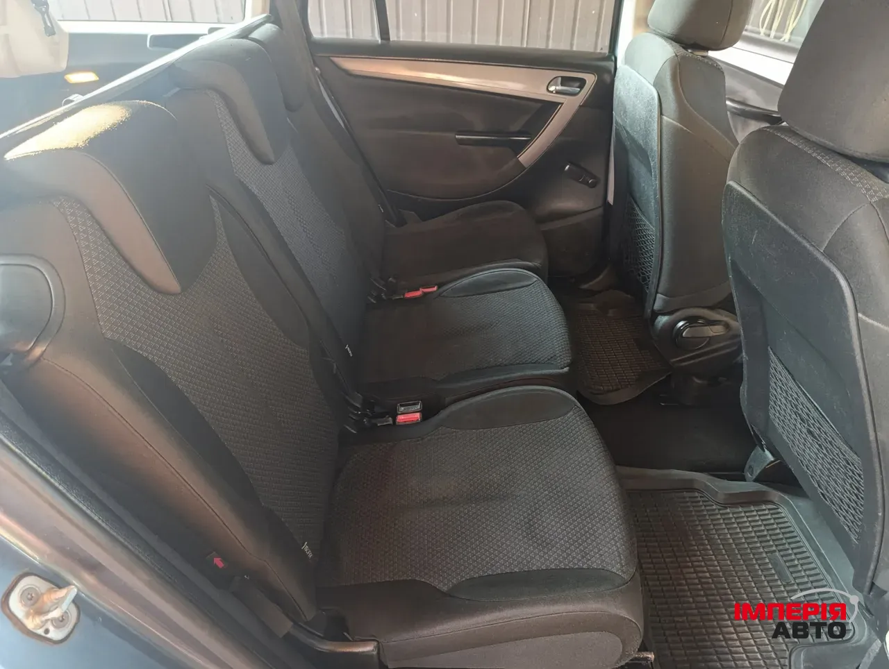 Citroen C4 Picasso - фото 14